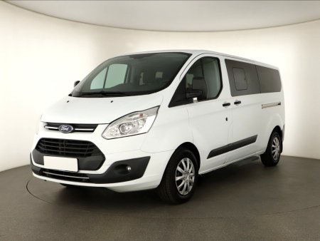 Ford Tourneo Custom, 2017 - pohled č. 3