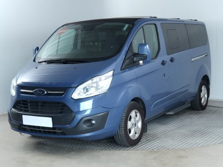 Ford Tourneo Custom, 2018 - pohled č. 3