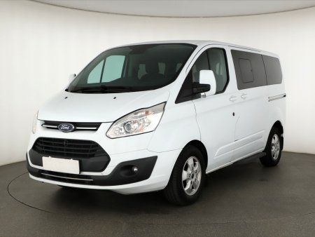 Ford Tourneo Custom, 2017 - pohled č. 3