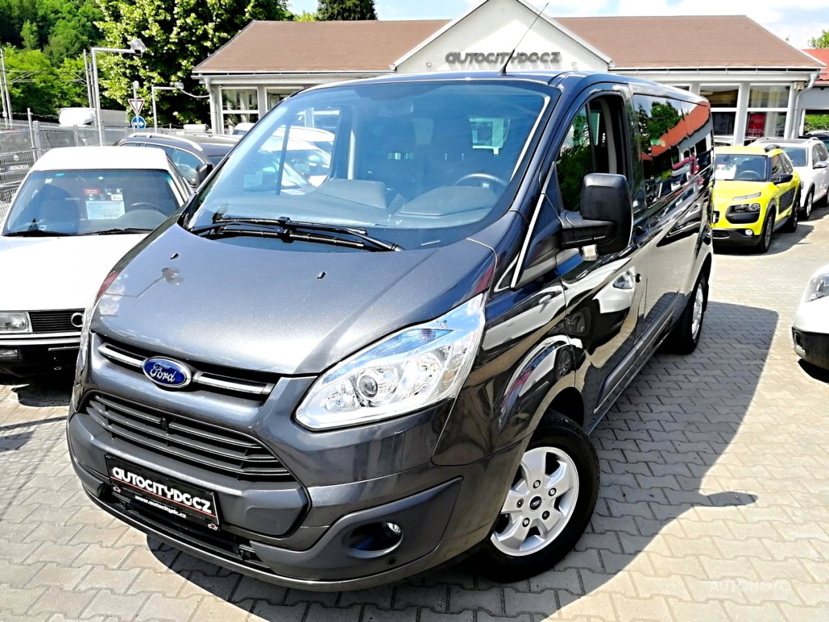 Ford Tourneo Custom, 2015 - celkový pohled