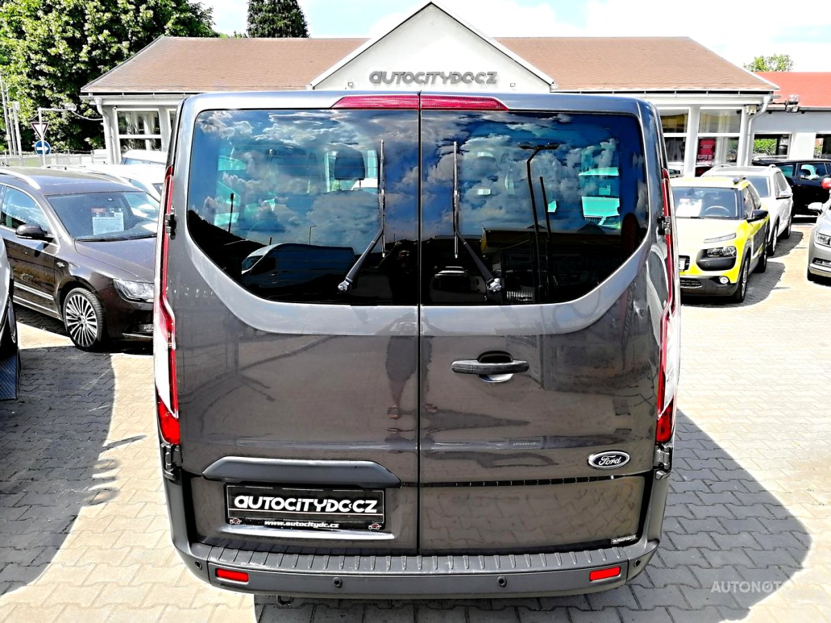 Ford Tourneo Custom, 2015 - pohled č. 5