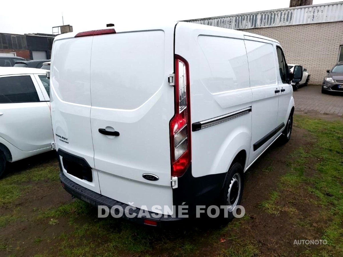 Ford Transit Custom, 2018 - pohled č. 3