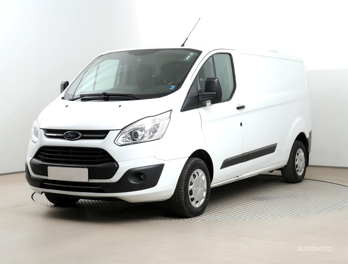 Ford Transit Custom, 2016 - pohled č. 3