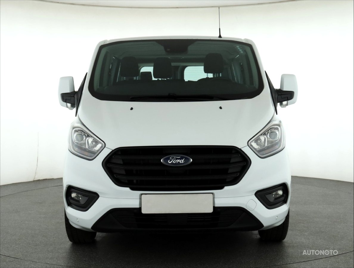 Ford Transit Custom, 2018 - pohled č. 2