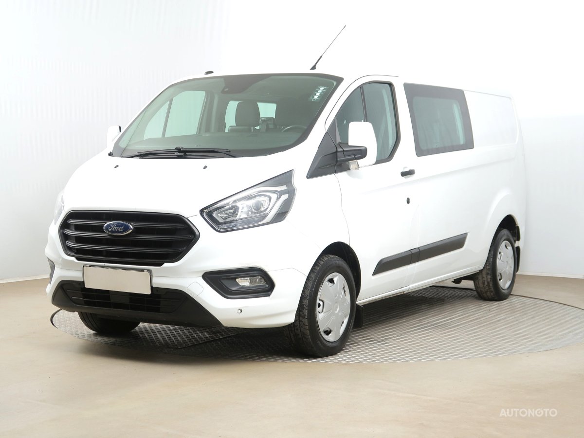 Ford Transit Custom, 2018 - pohled č. 3