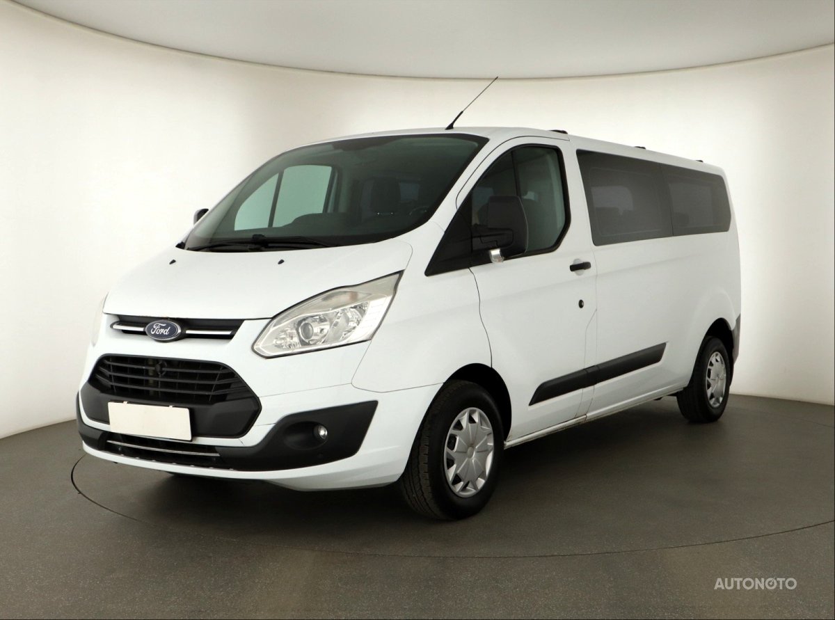 Ford Transit Custom, 2017 - pohled č. 3