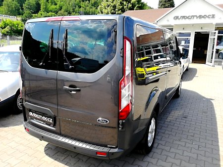 Ford Tourneo Custom, 2015 - pohled č. 4