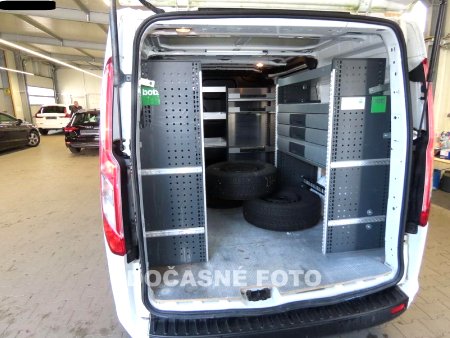 Ford Transit Custom, 2018 - pohled č. 3