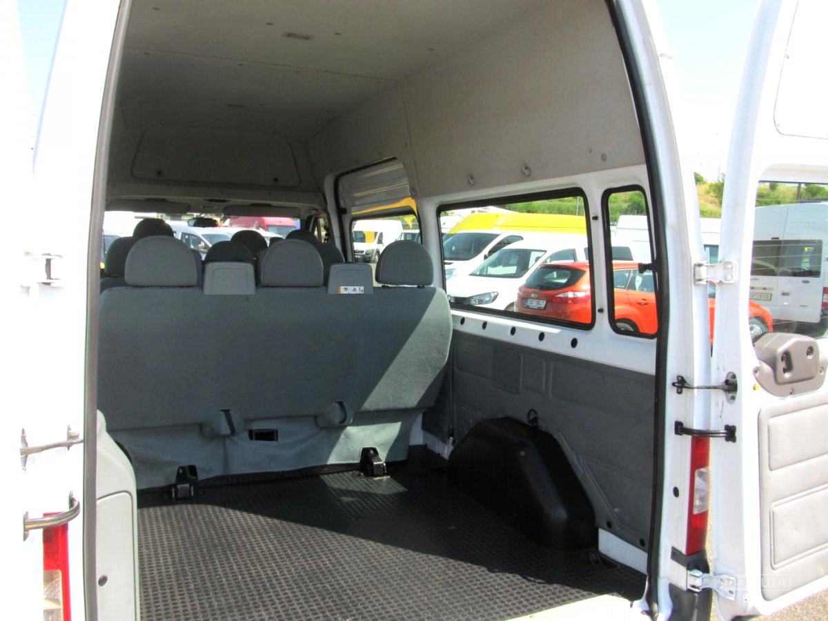 Ford Transit, 2010 - pohled č. 22