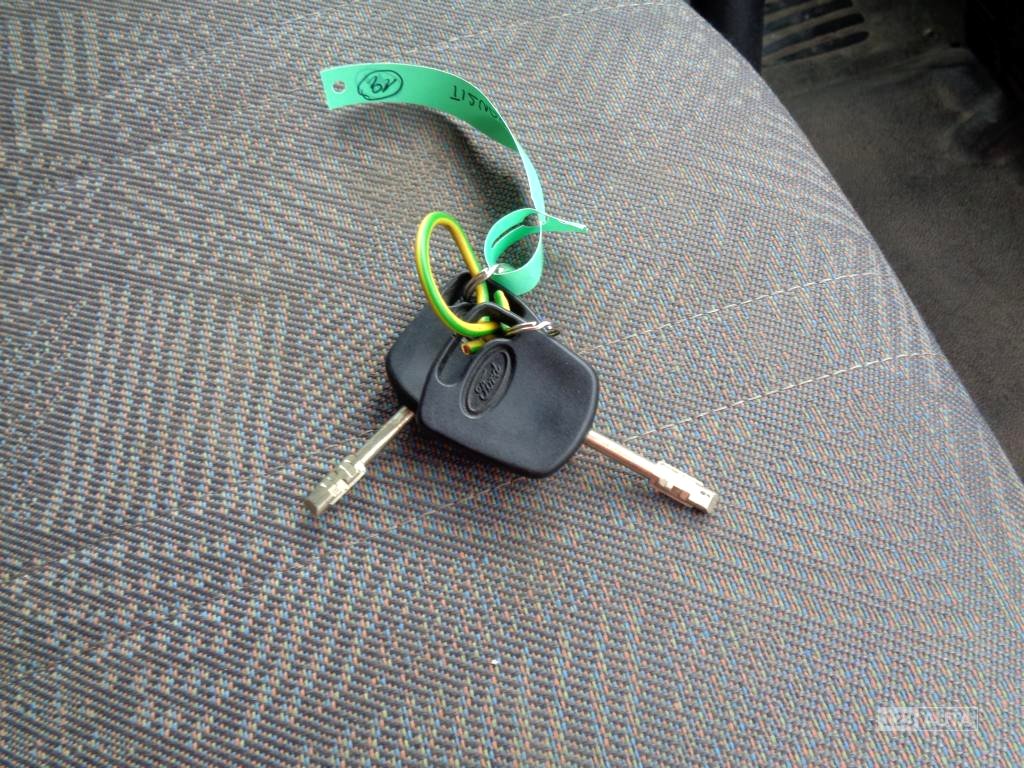 Ford Transit, 2001 - pohled č. 18