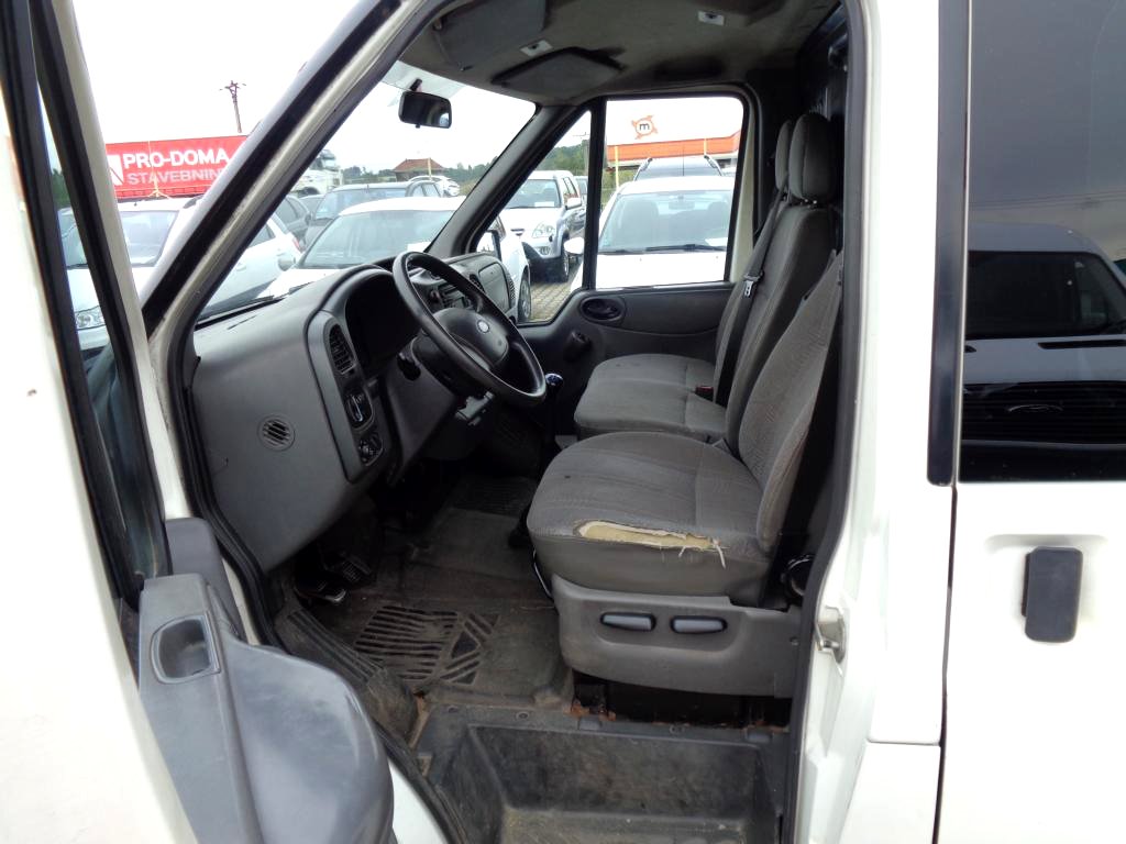 Ford Transit, 2001 - pohled č. 8