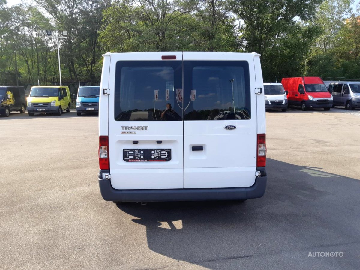 Ford Transit, 2011 - pohled č. 4