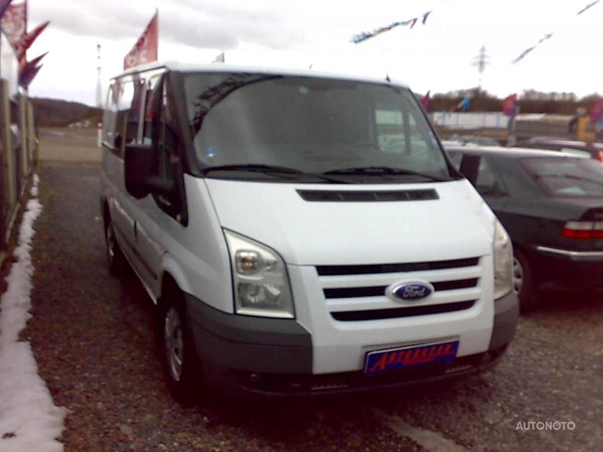Ford Transit, 2011 - celkový pohled