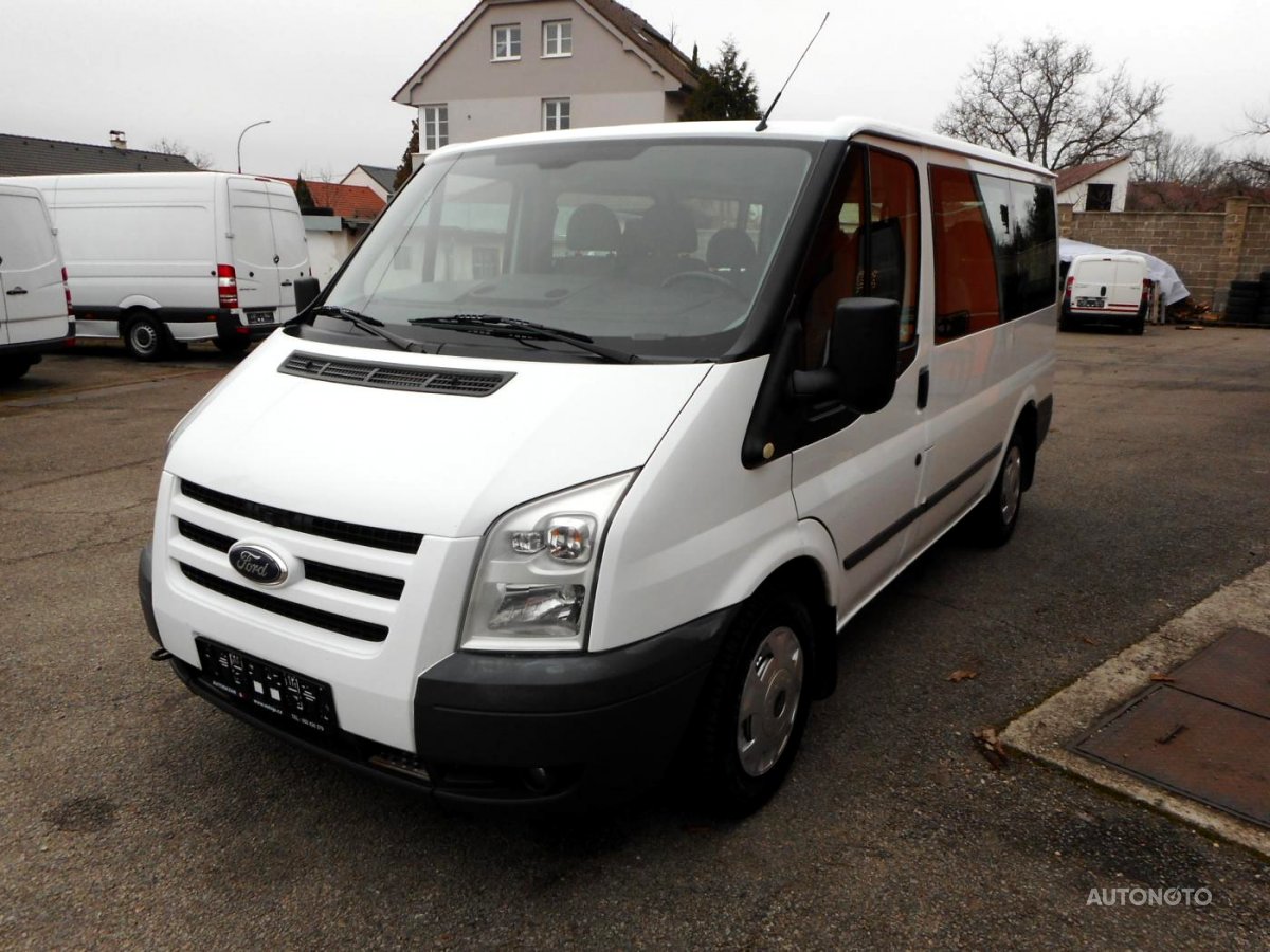 Ford Transit, 2009 - celkový pohled