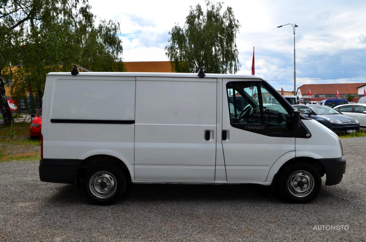 Ford Transit, 2008 - pohled č. 2