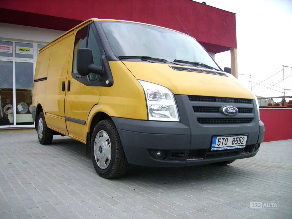 Ford Transit, 2008 - celkový pohled
