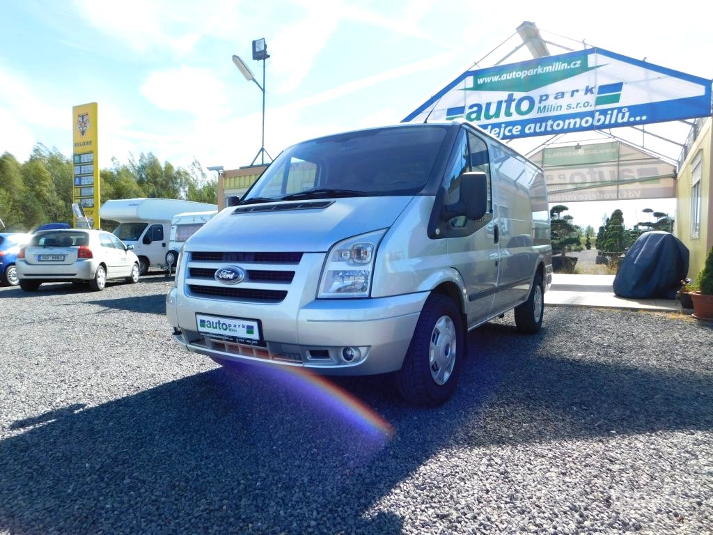 Ford Transit, 2009 - celkový pohled