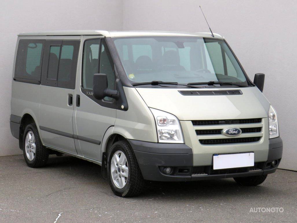 Ford Transit, 2010 - celkový pohled