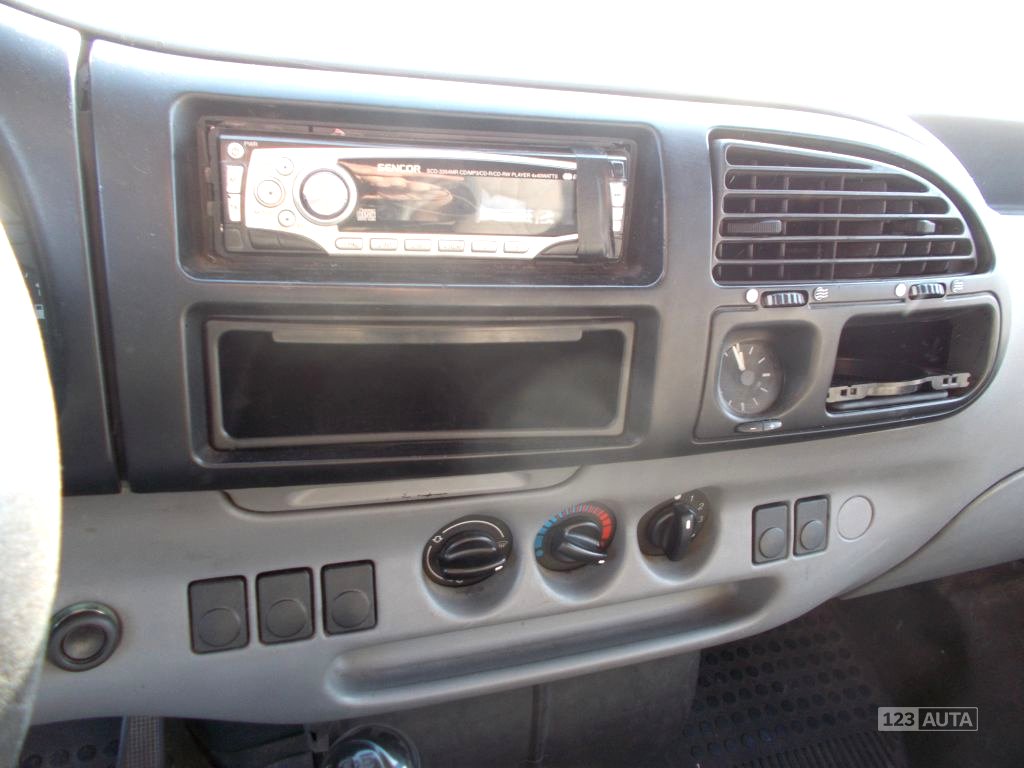 Ford Transit, 1997 - pohled č. 4