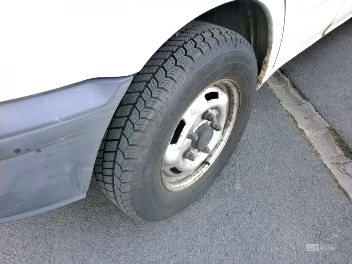 Ford Transit, 2001 - pohled č. 15