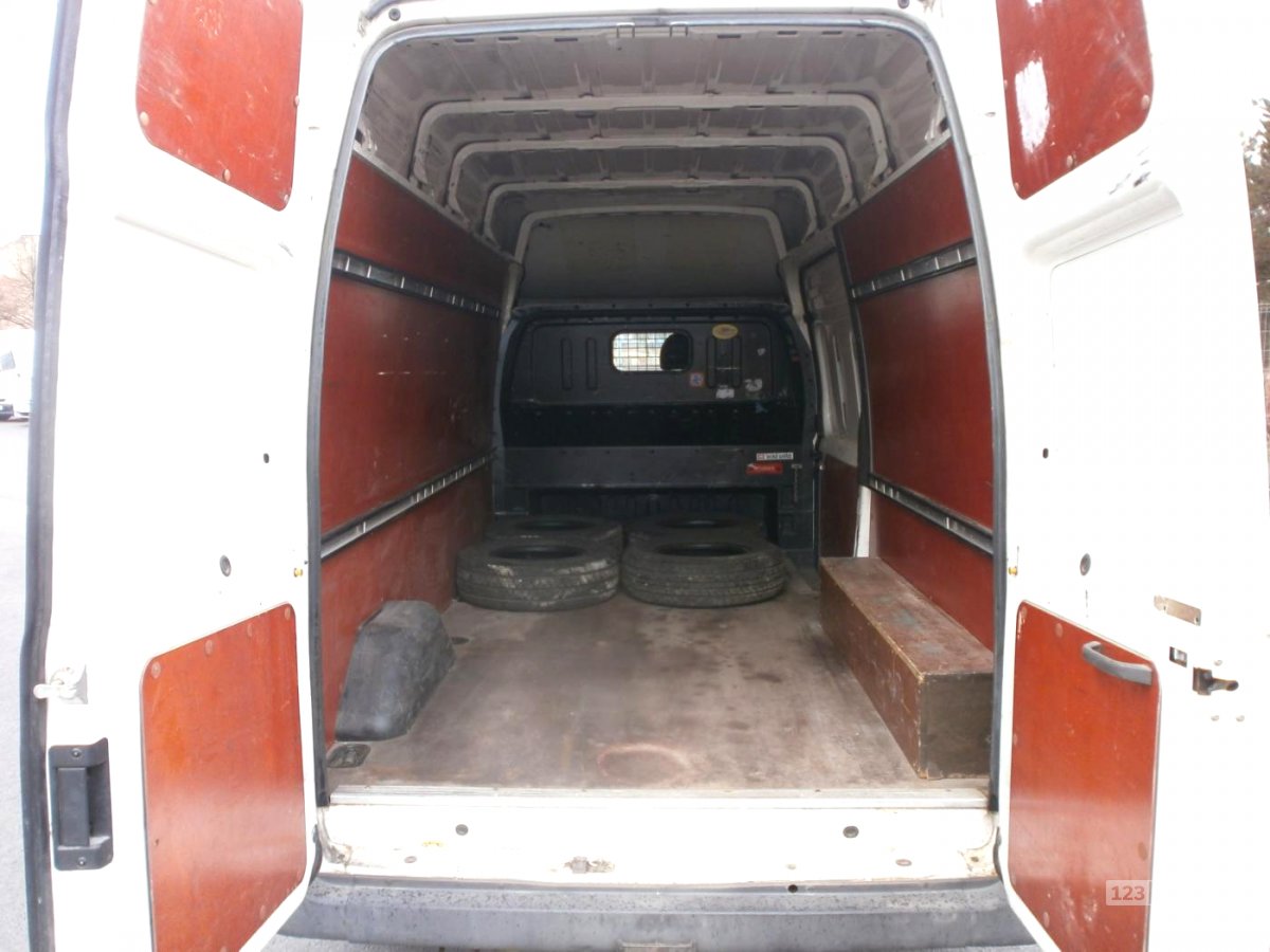 Ford Transit, 2001 - pohled č. 6