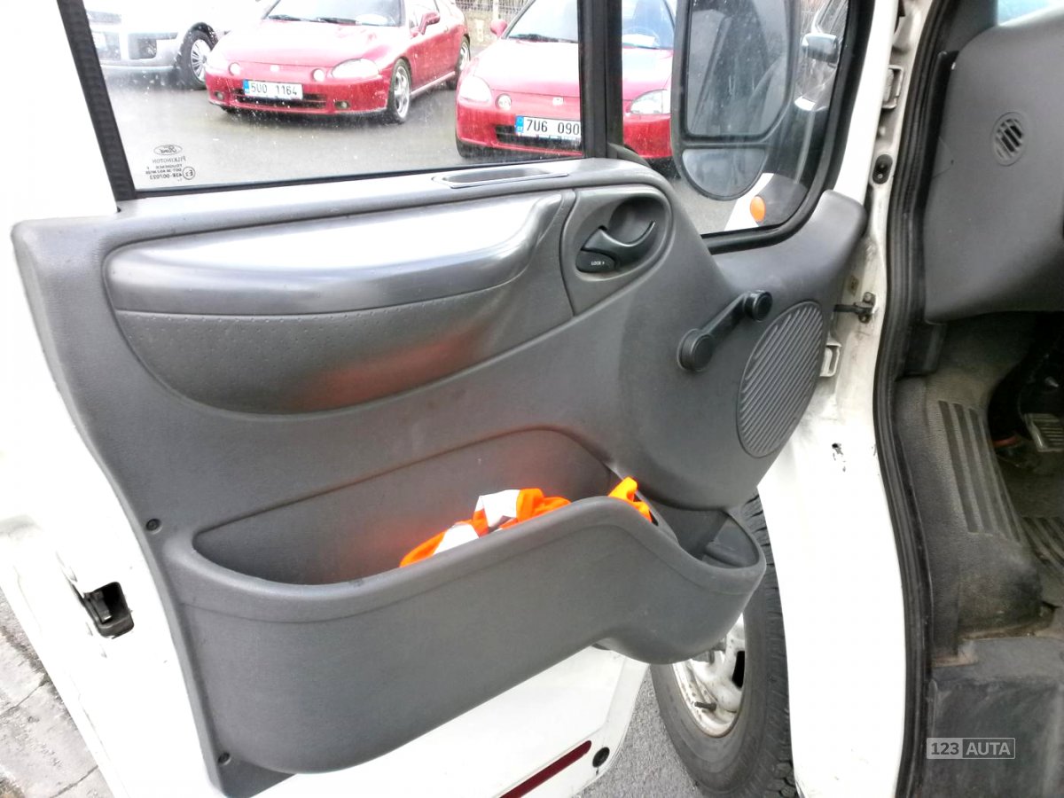 Ford Transit, 2001 - pohled č. 8