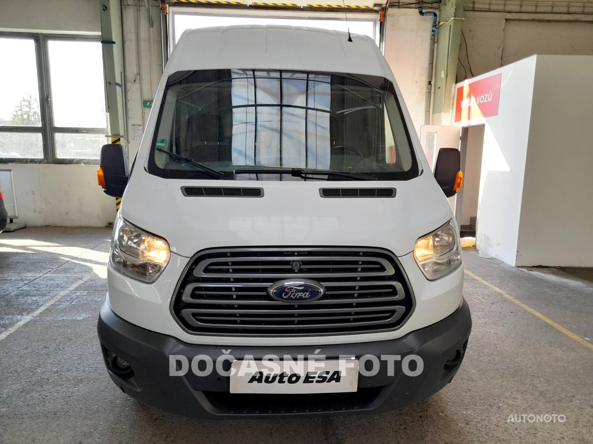 Ford Transit, 2018 - pohled č. 2