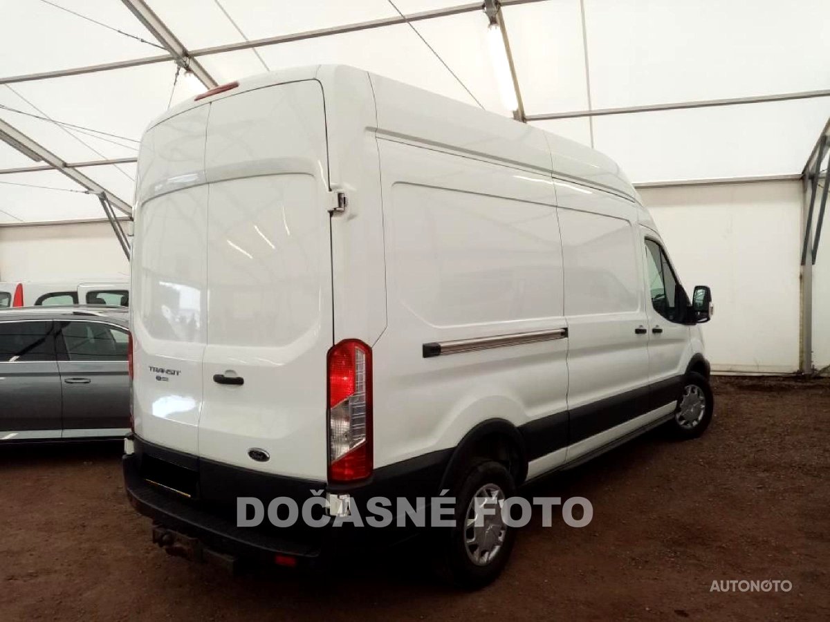Ford Transit, 2018 - pohled č. 2