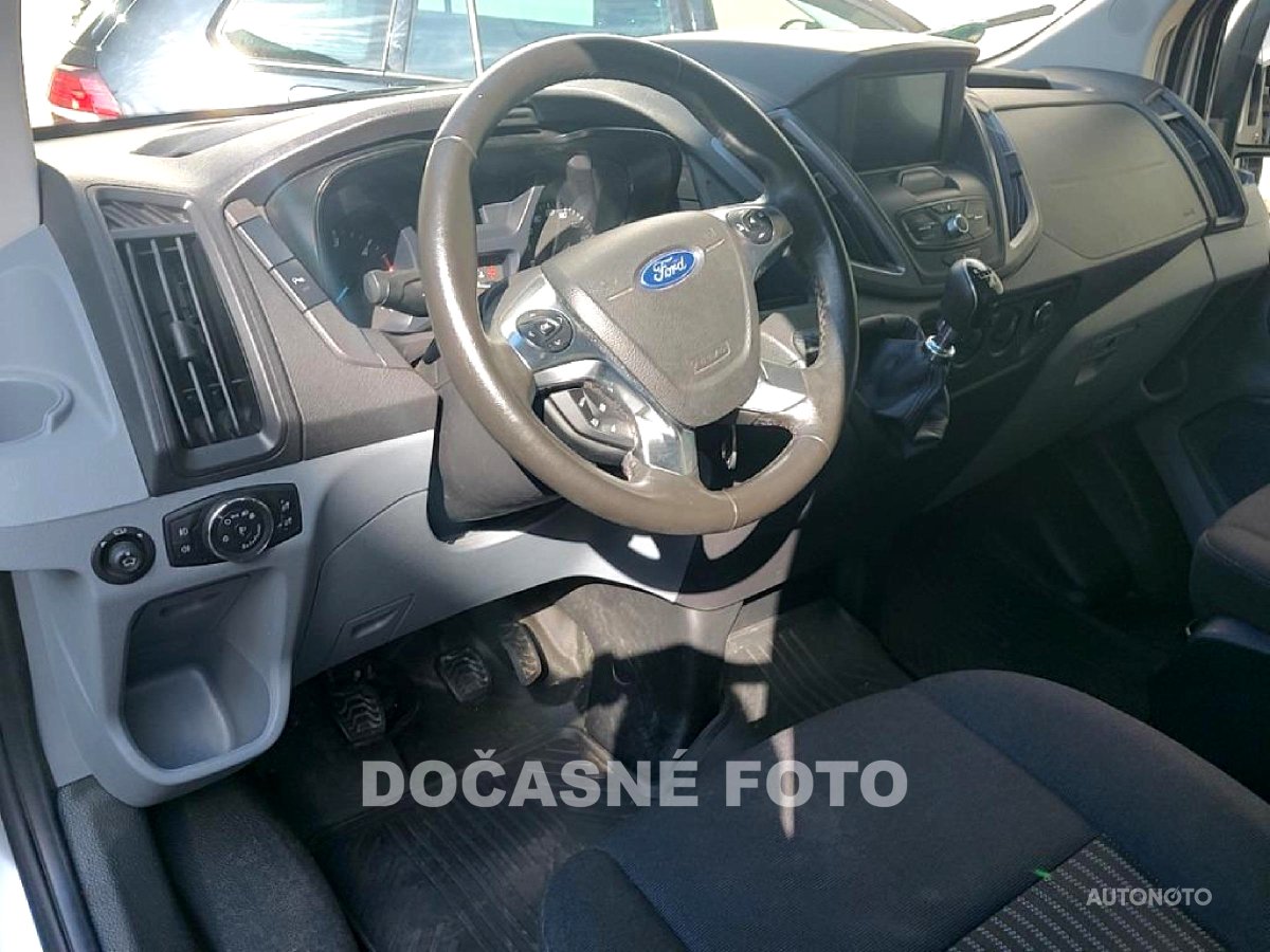 Ford Transit, 2019 - pohled č. 3