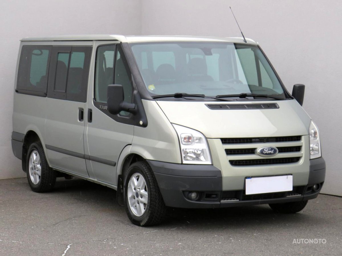 Ford Transit, 2010 - celkový pohled
