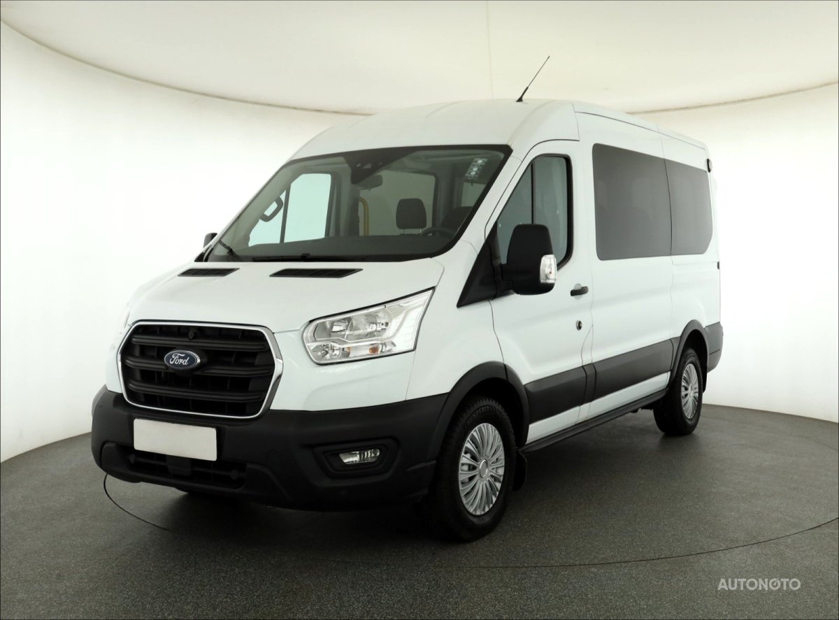 Ford Transit, 2022 - pohled č. 3