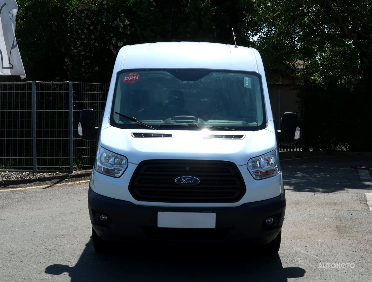 Ford Transit, 2015 - pohled č. 2