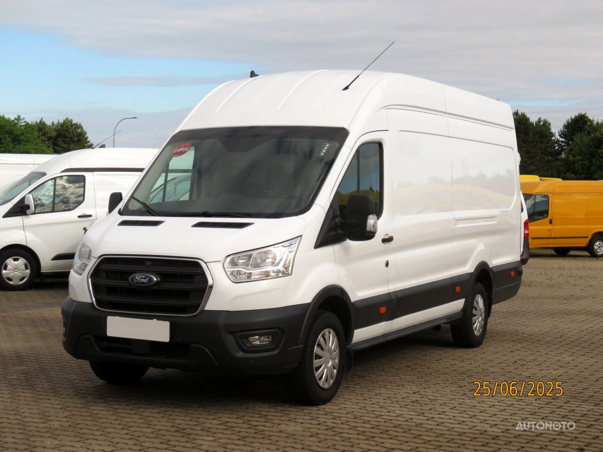 Ford Transit, 2020 - pohled č. 3