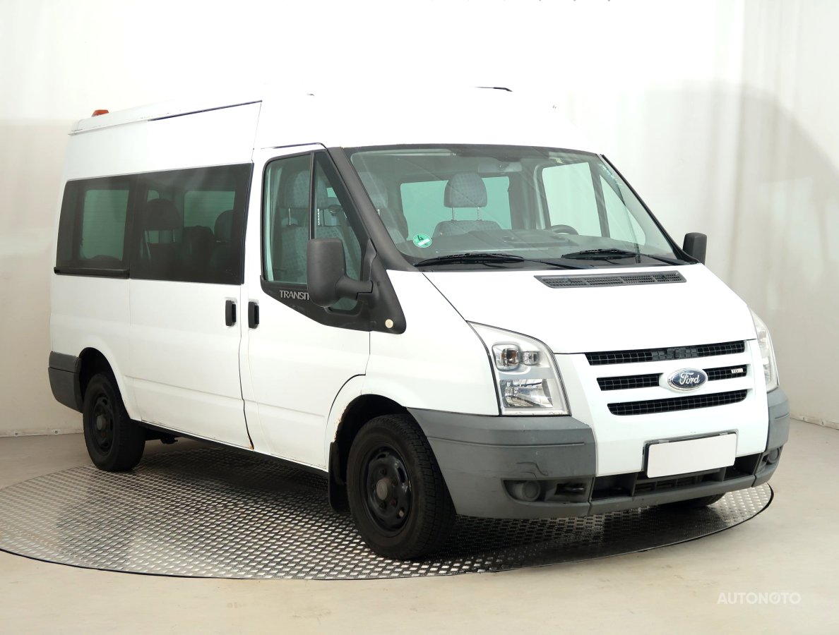 Ford Transit, 2009 - celkový pohled