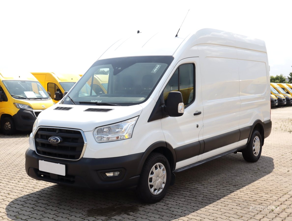 Ford Transit, 2020 - pohled č. 3
