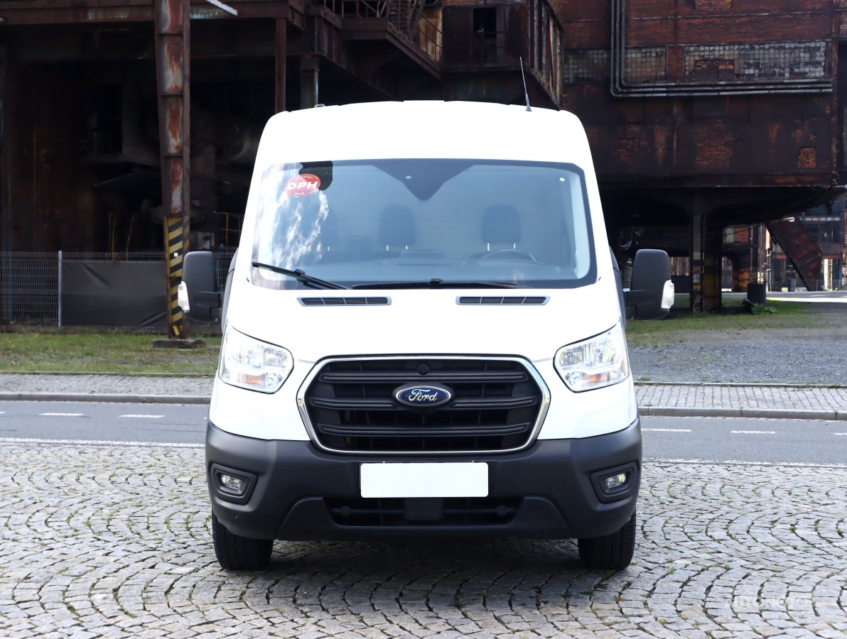 Ford Transit, 2019 - pohled č. 2
