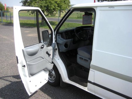Ford Tranzit 260S, 2006 - pohled č. 10