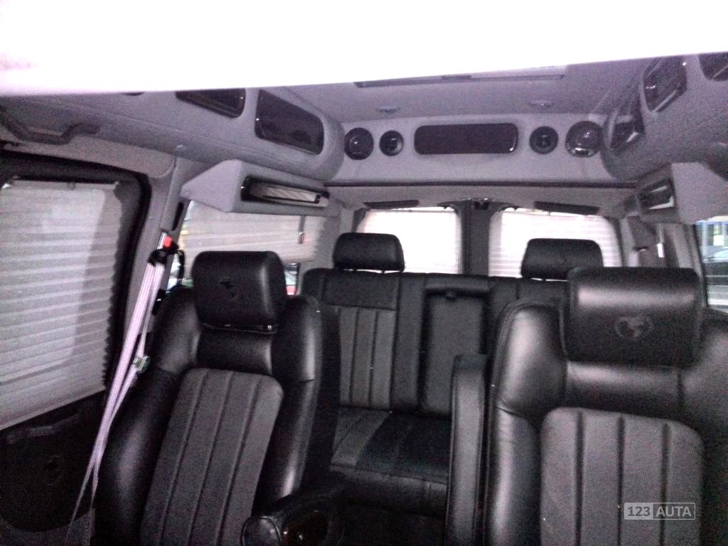 GMC Savana, 2016 - pohled č. 8