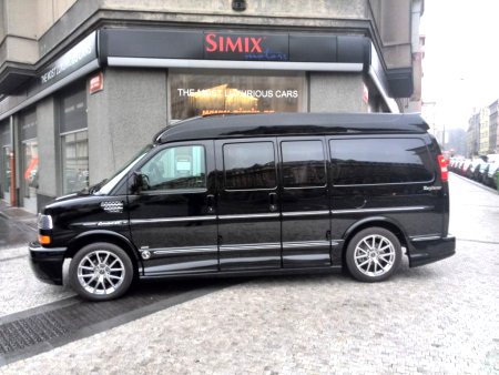 GMC Savana, 2016 - pohled č. 3