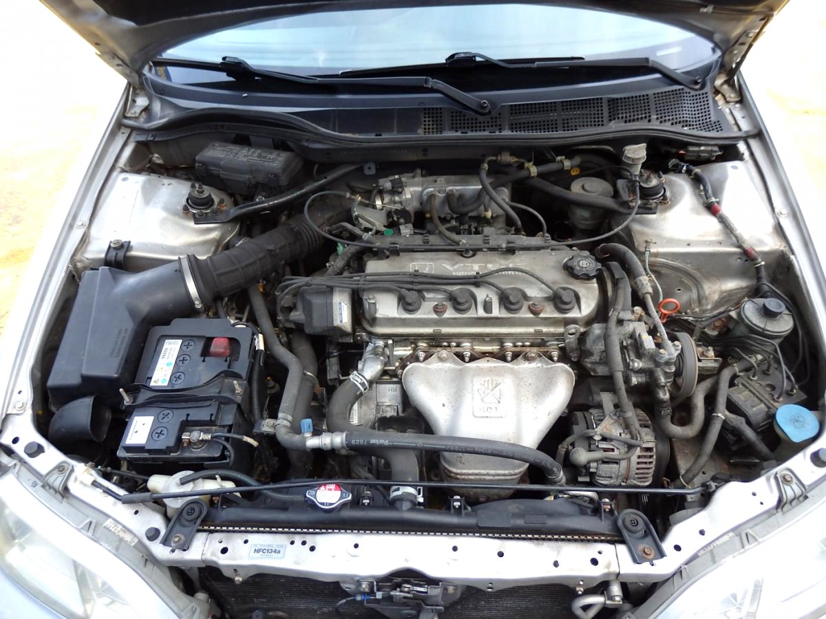 Honda Accord, 2000 - pohled č. 16