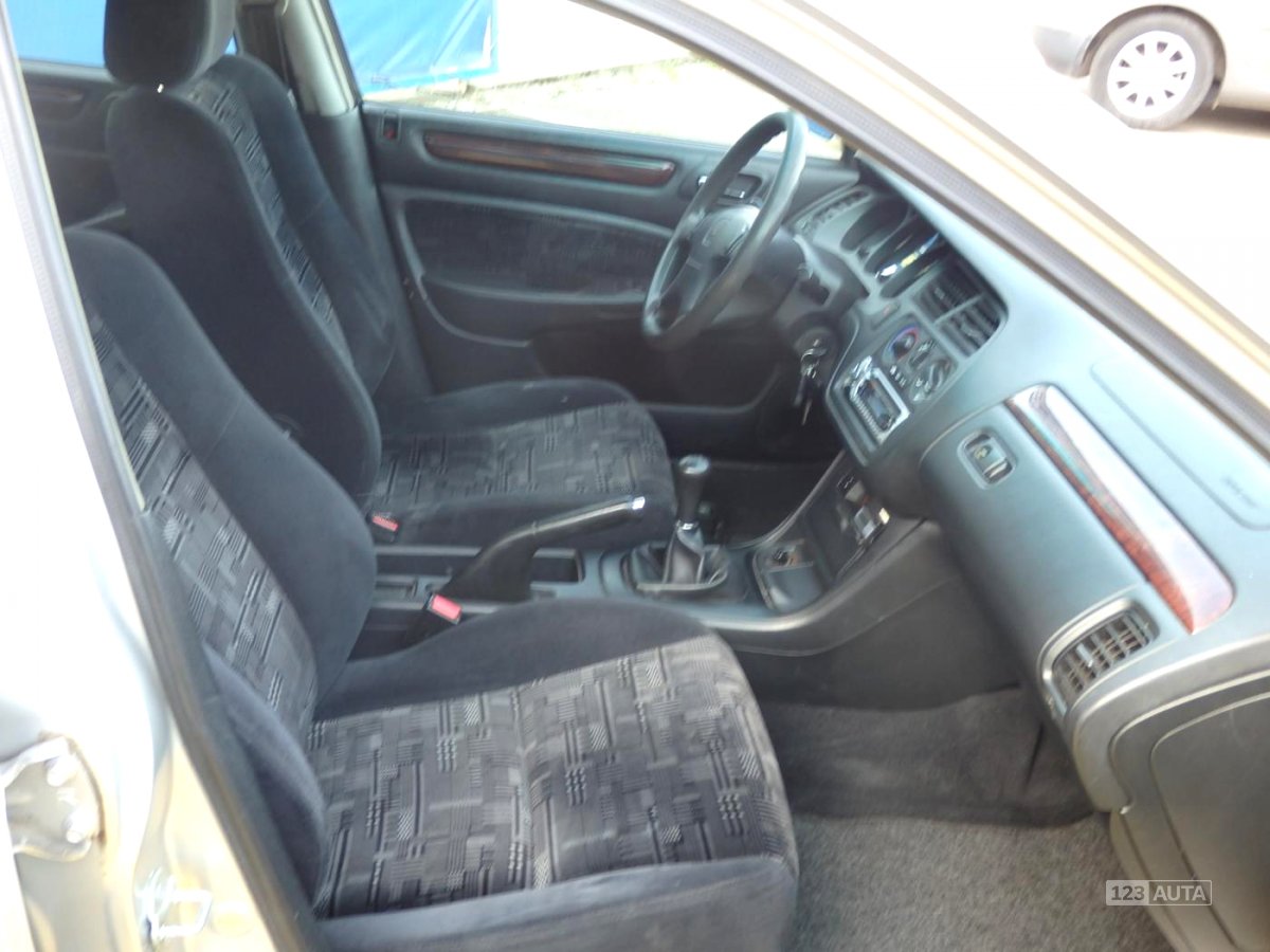 Honda Accord, 2000 - pohled č. 8