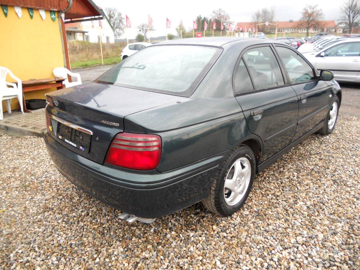 Honda Accord, 1999 - pohled č. 6