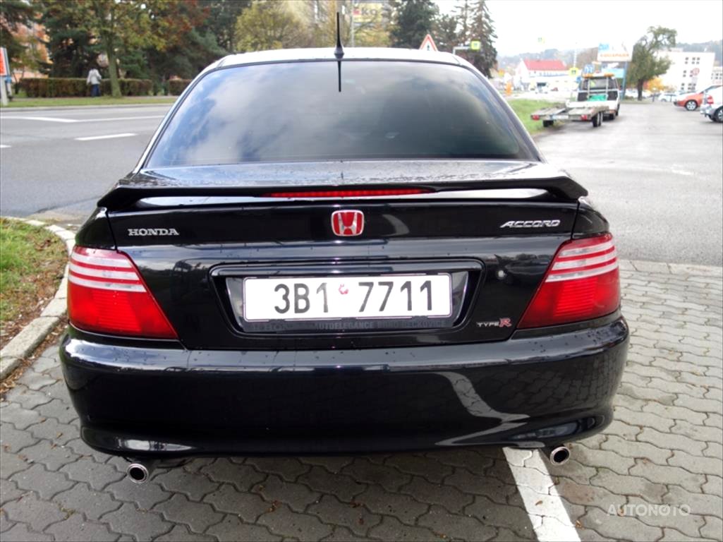 Honda Accord, 2002 - pohled č. 5