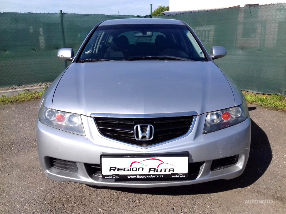 Honda Accord, 2004 - pohled č. 2