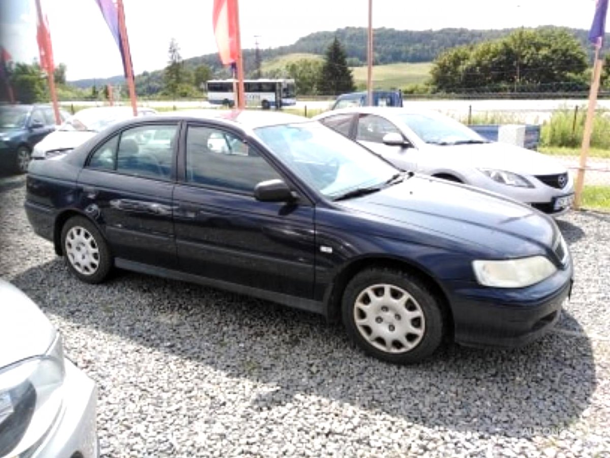 Honda Accord, 1999 - celkový pohled