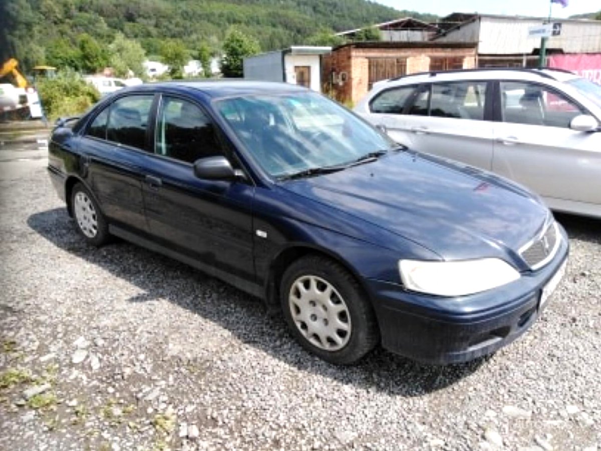 Honda Accord, 1999 - pohled č. 3