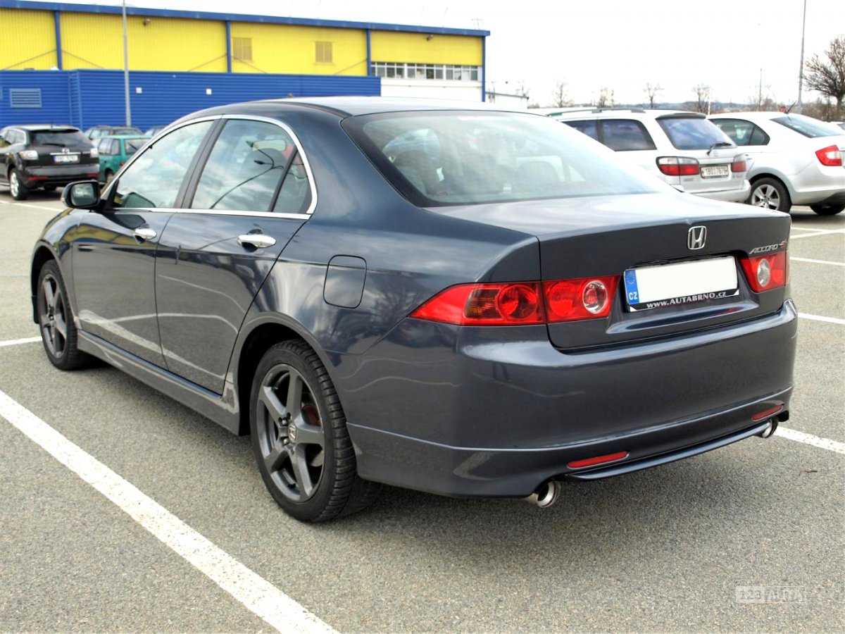 Honda Accord, 2003 - pohled č. 5