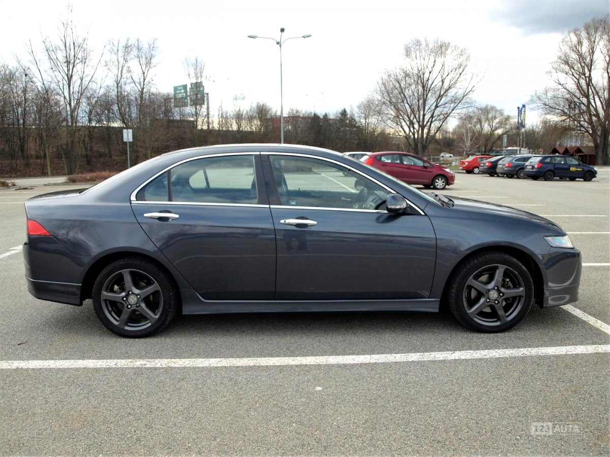 Honda Accord, 2003 - pohled č. 7