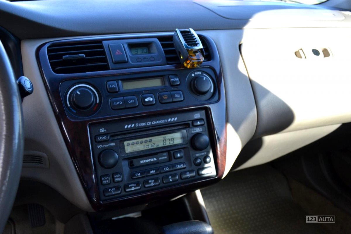 Honda Accord, 2001 - pohled č. 10