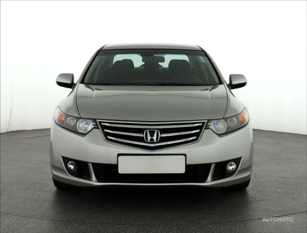 Honda Accord, 2011 - pohled č. 2